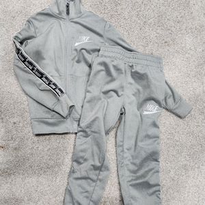 Nike Boys Set